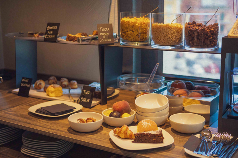 Food & Drinks 5, Etrus Boutique Room & Rooftop, Salerno