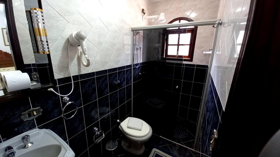 Bathroom 4, Shallon, Campo Limpo Paulista