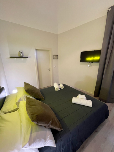 Bedroom 4, 4Brooms-Paladini b&b, Lecce