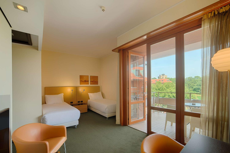Bedroom 22