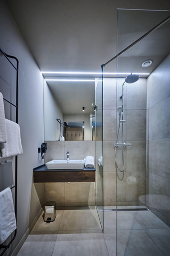 Bathroom 5, Hotel der Einrichter, Straubing