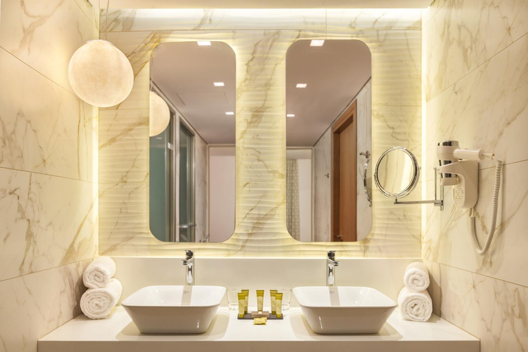 Bathroom 4, Blue Lagoon City Hotel , South Aegean