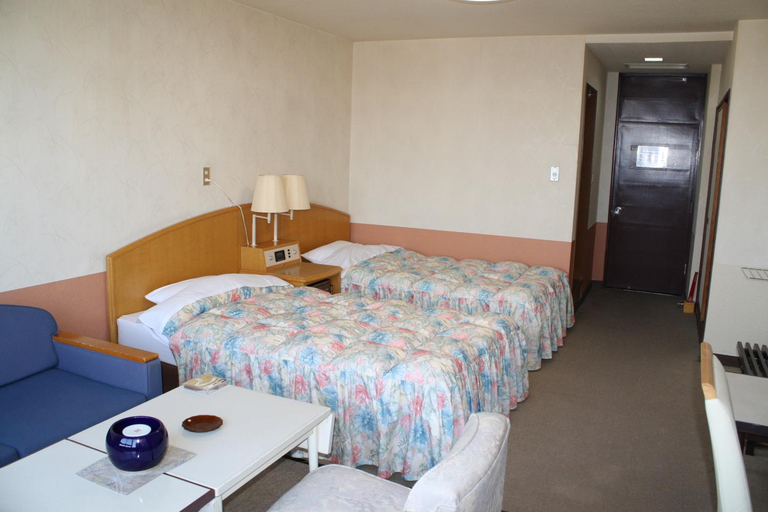 Bedroom 3, Hotel Grand Toya, Tōyako
