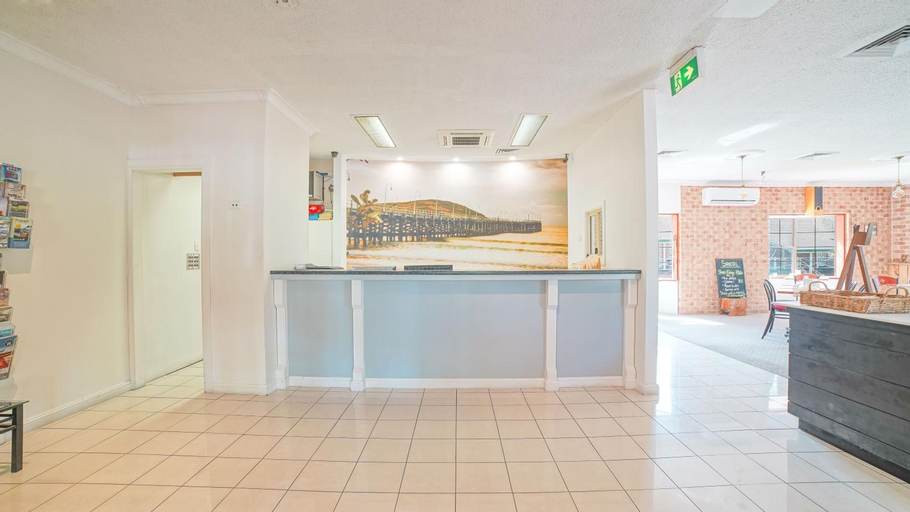 Public Area, Country 2 Coast Motor Inn, Coffs Harbour - Pt A