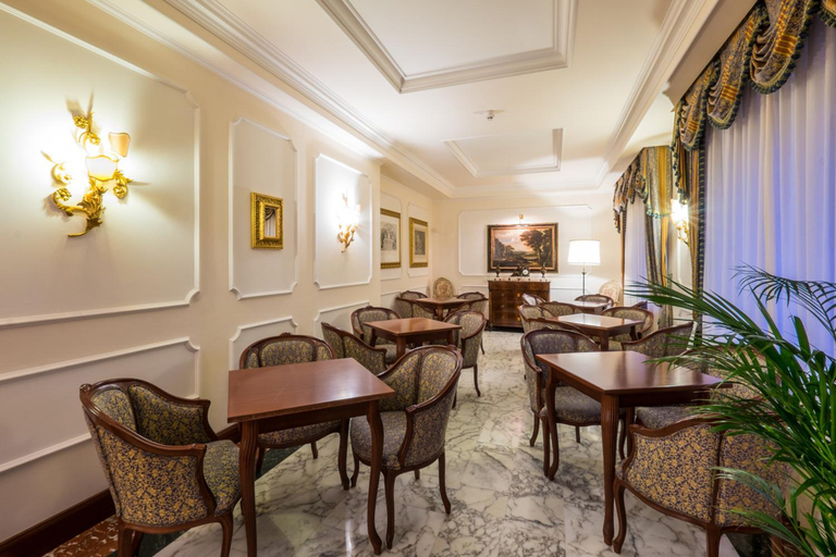 Food & Drinks 5, Royal, Viterbo