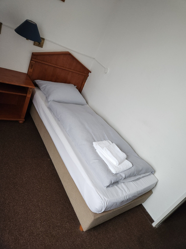 Bedroom 5, Hotel Heidekrug, Pinneberg