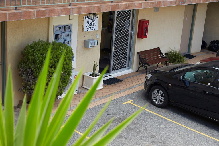 Public Area 2, Ocean View Motel, Stirling
