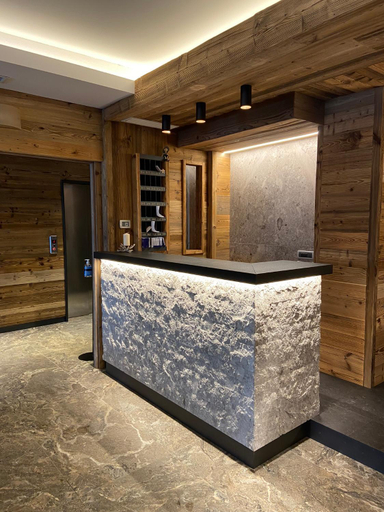 Public Area 2, Hotel Ariston, Trento