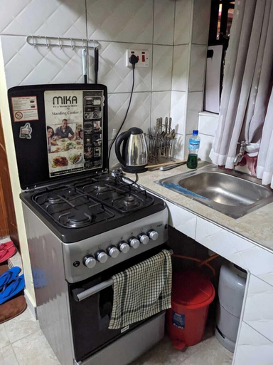 Others 5, Eilarose Suites, Roysambu