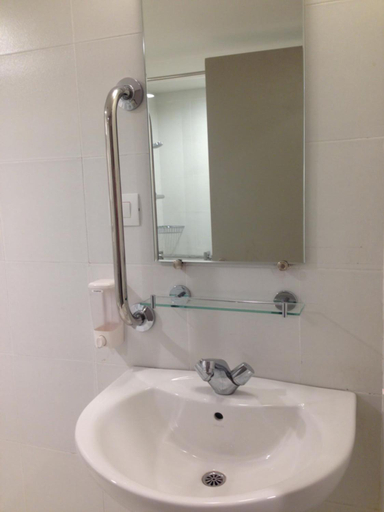 Bathroom 3, Ginger Bhubaneshwar, Khordha