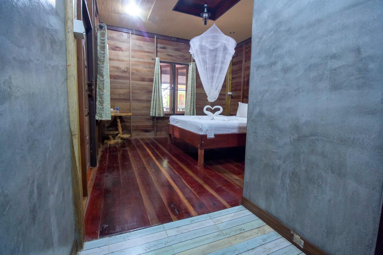 Bedroom 24