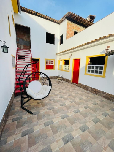 Others 5, Hospedagem Central, Tiradentes