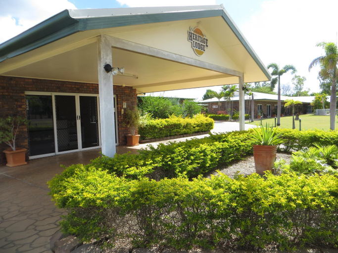 Public Area, Heritage Lodge Motel, Charters Towers