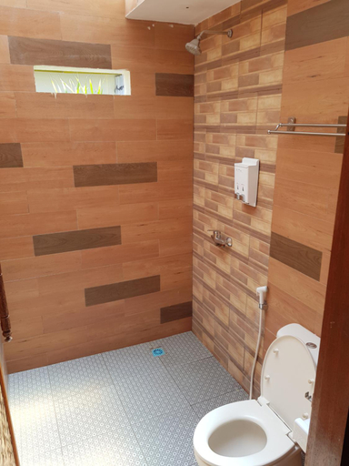 Bathroom 4, Balenta Bungalow, Lombok
