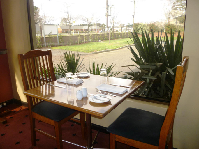 Food & Drinks 5, Bell Tower Inn, Ballarat - Inner North