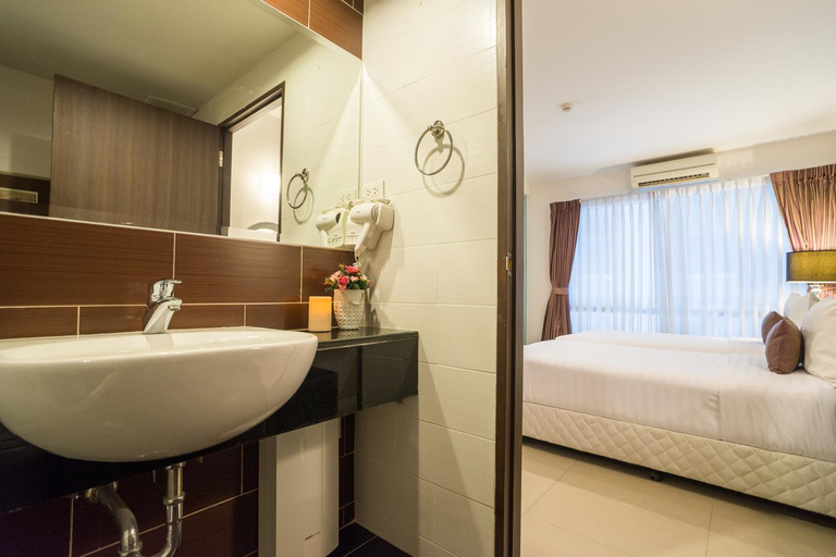 Bedroom 5, Beyond Suite Hotel, Bang Plad