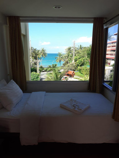 Bedroom 3, Porterhouse Beach Hotel, Pulau Phuket