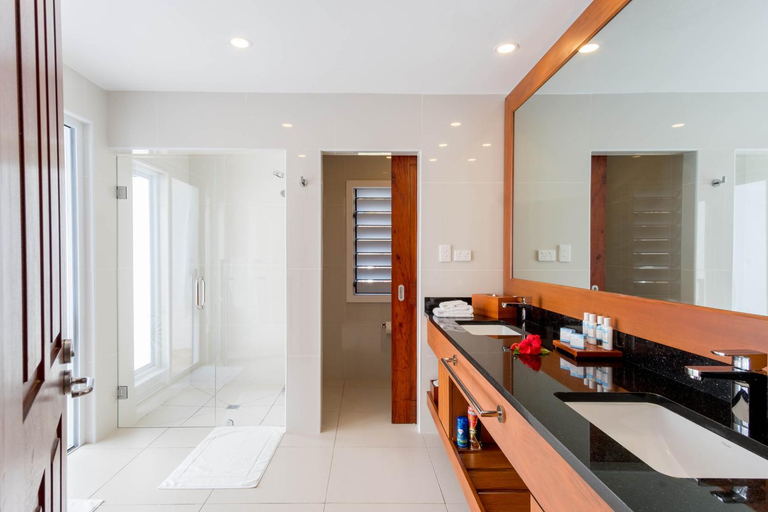 Bathroom 4, Lomani Island Resort & Spa - Adults Only, Nadroga/Navosa
