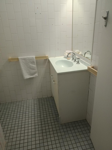 Bathroom 15