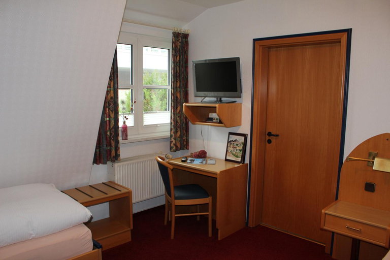 Bedroom 2, Gastehaus Niemerg, Warendorf