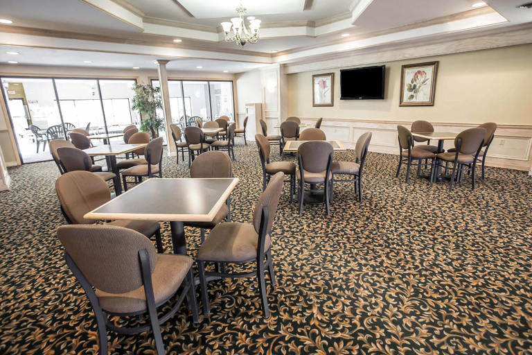 Food & Drinks 4, Comfort Suites University Area Notre Dame - South Bend, Saint Joseph