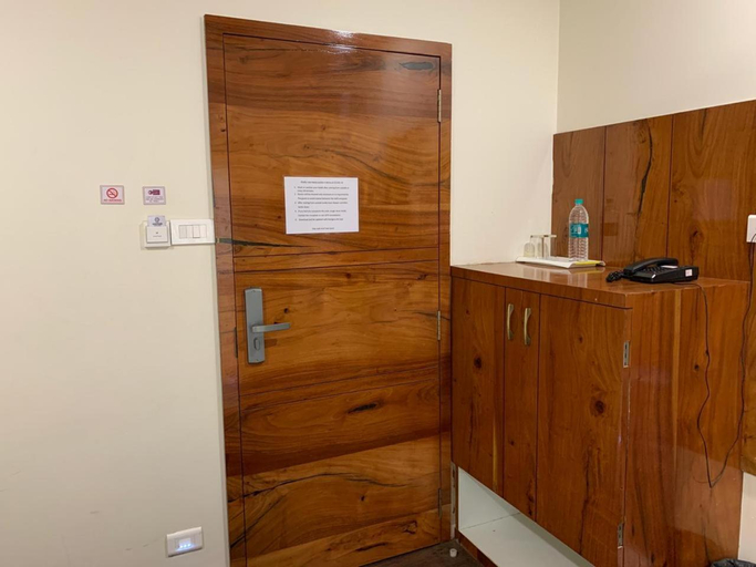 Public Area 3, Hotel Madhuri Executive, Kolhapur