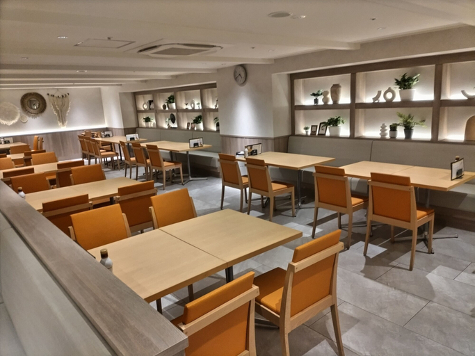 Food & Drinks 5, Maholova Minds Miura, Miura