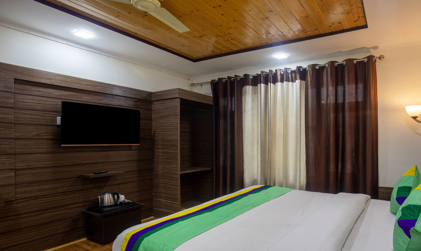 Bedroom 3, Treebo Royal Park - 7 Km From Dal Lake, Badgam