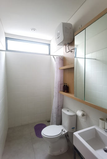 Bathroom 3, Urvana Home near ICE BSD, Tangerang Selatan