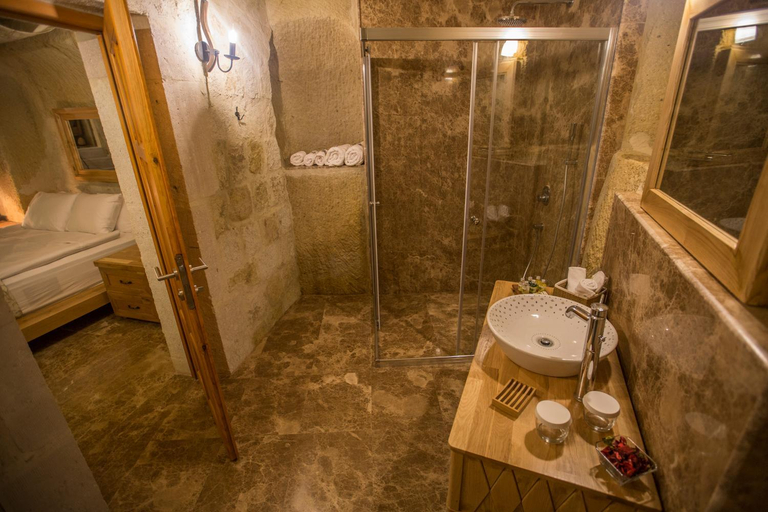 Bathroom 2, Agarta Cave Hotel, Nevşehir