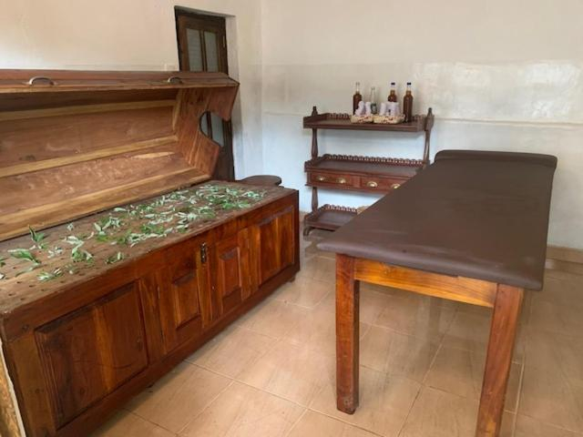 Bedroom 2, Hotel Mango Garden, K.F.G. & G. Korale
