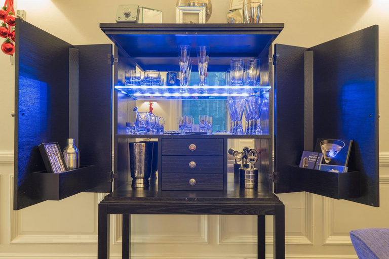 Food & Drinks 5, Marks At The Manor Luxury Riverside Apartments - Sleeps up to 4, with Parking and Sky TV, Aberdeen