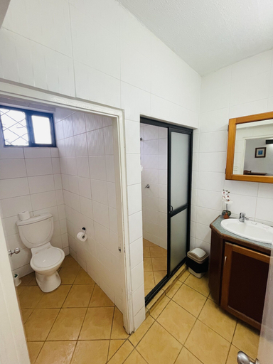Bathroom 4, Island Accommodation Suva Premier Hospitality, Rewa