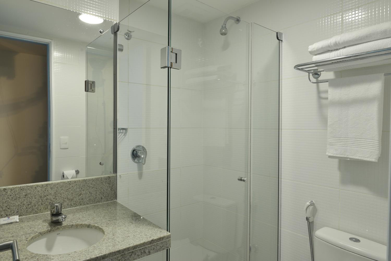 Bathroom 5, Rede Andrade Express, Salvador