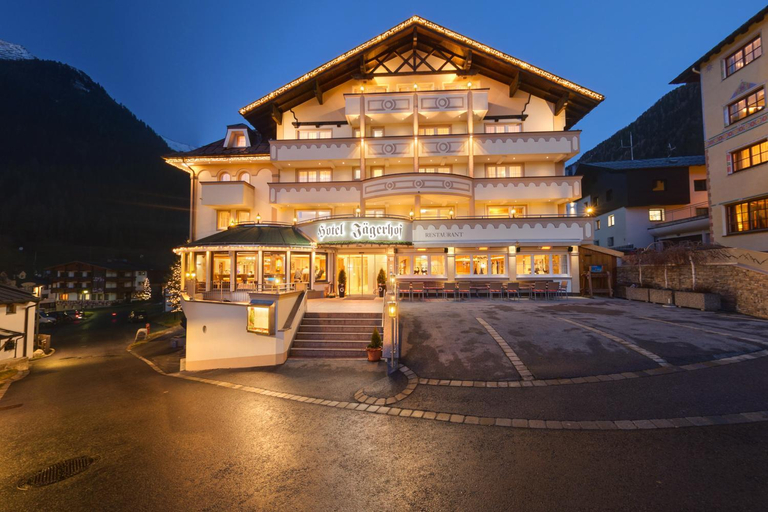 Exterior & Views 1, Hotel Jagerhof, Landeck