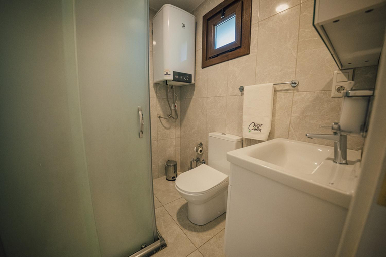 Bathroom 4, Sapanca Cayir Cimen Otel, Izmit