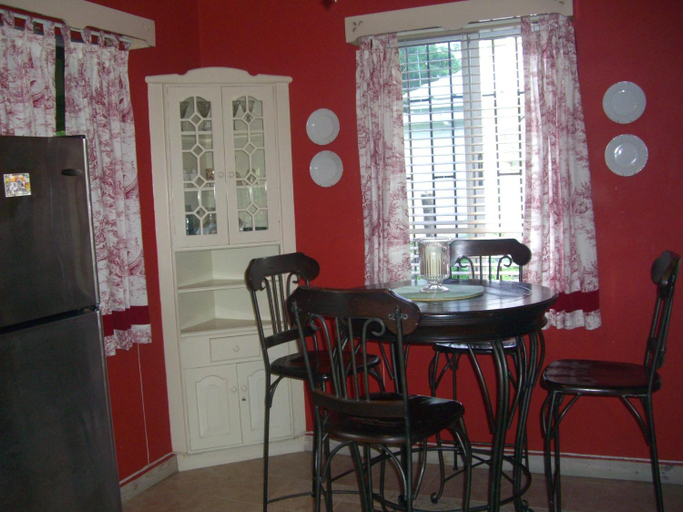 Others 2, Chatham Cottage
