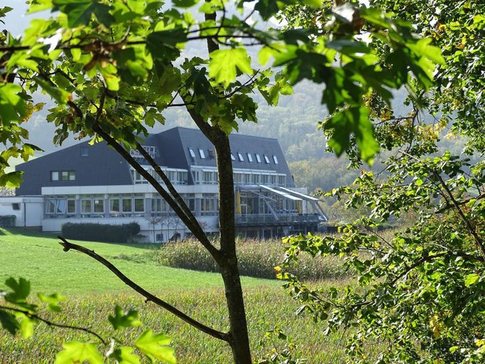 Others 4, Stausee-Hotel, Reutlingen