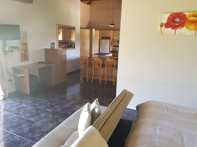 Others 3, 12 On Vaal Drive Guest Lodge, Sedibeng