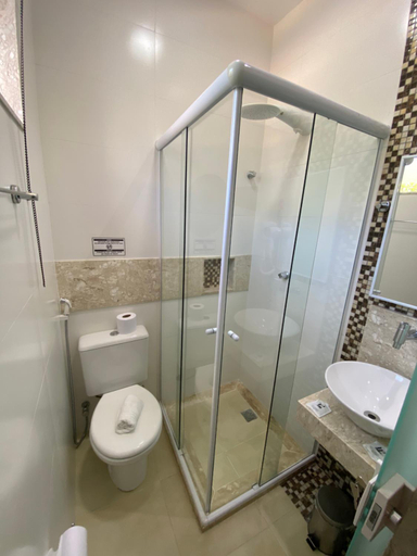 Bathroom 3, Palace Hotel, Angra dos Reis