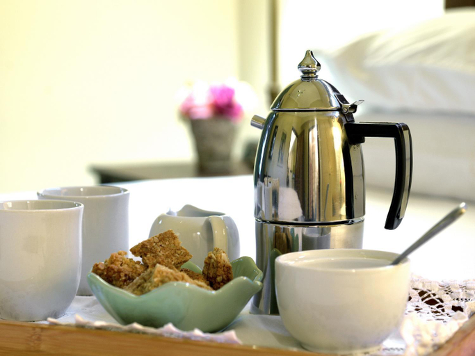 Food & Drinks, Petit Plaisir Cottage, Cape Winelands