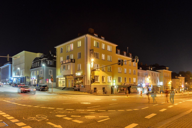 Others 4, Liebig-Hotel, Gießen