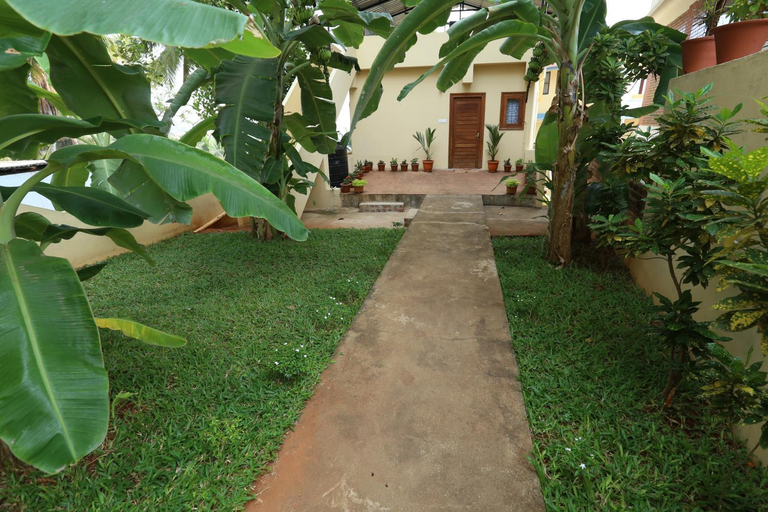 Others 5, Abad Serviced Villas, Thiruvananthapuram
