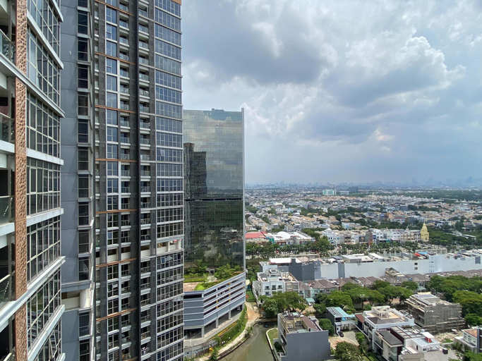 Others 3, Good Deal and Comfort Studio Gold Coast Apartment By Travelio, Jakarta Utara