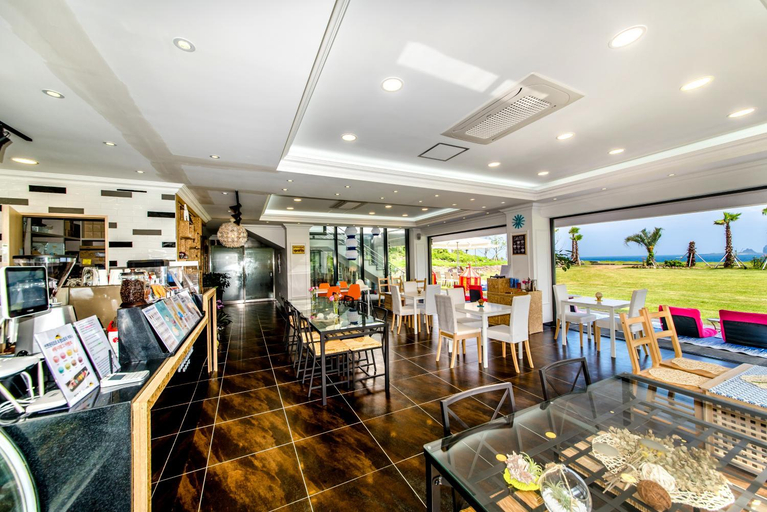 Food & Drinks 5, Sun and moon Resort, Seogwipo