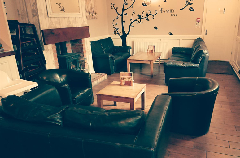 Food & Drinks 4, The Family Tree, Derbyshire