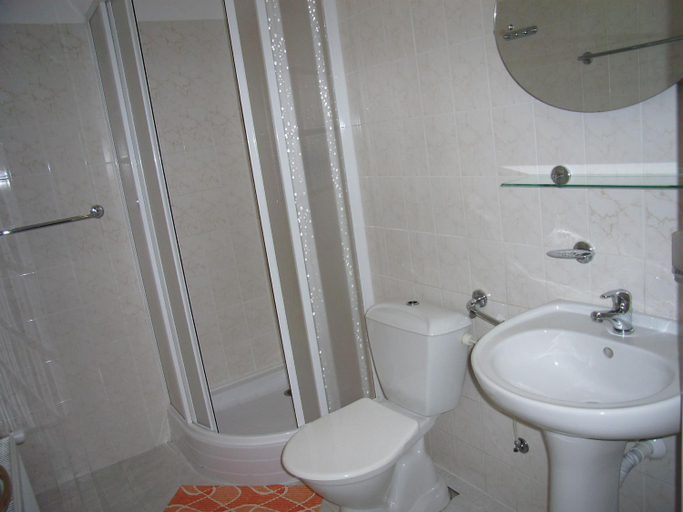 Bathroom 2, Hotel Union, Trutnov