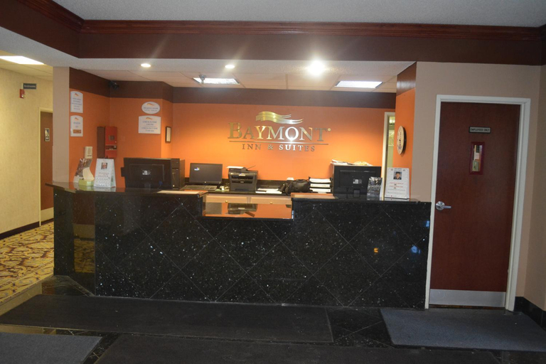 Public Area 2, Baymont by Wyndham South Haven, Van Buren