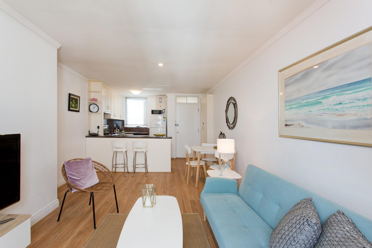 Others 4, Ocean Breeze Apartment, Fremantle