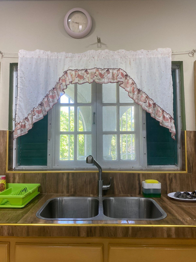 Others 5, Lachemar Guest House